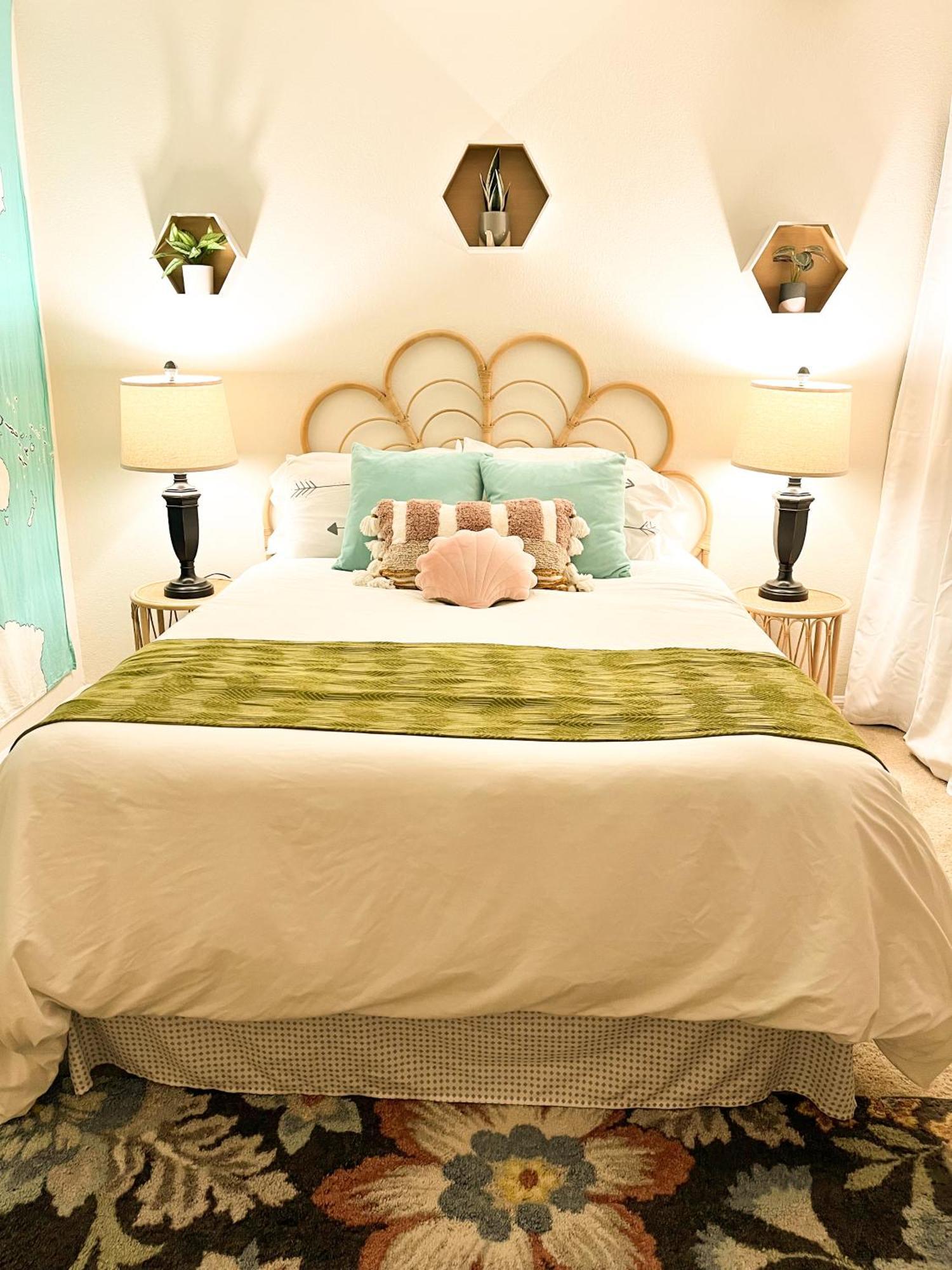 Stylish 2 Bedroom Near Ontario Airport Фонтана Екстериор снимка